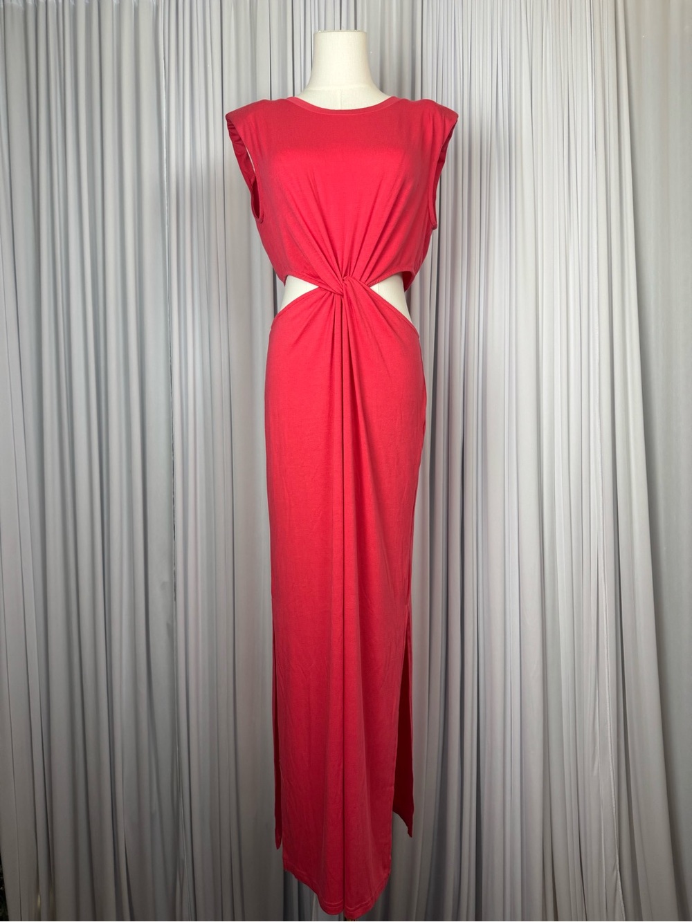 Cupshe Ruby Lane Red Twist Front Cutout Maxi Dress Size Medium